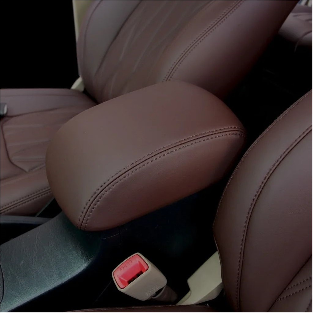 Innova hycross seat covers designs