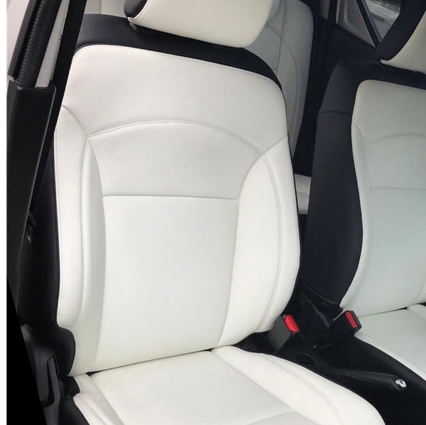 Glacier white seat covers for cars